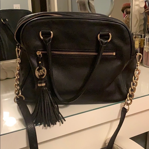 Michael Kors Purse - Picture 1 of 6